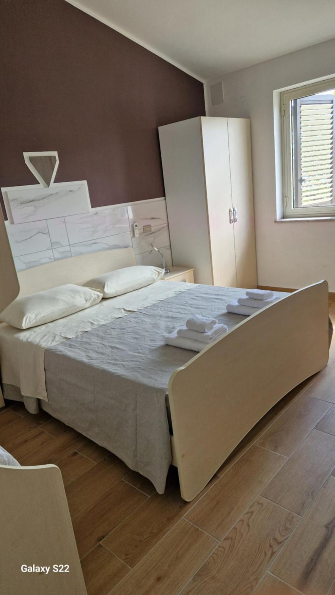 Aria E Sole Bed and Breakfast Caulonia Buitenkant foto